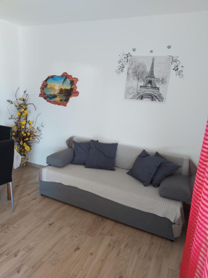 Apartment Valeria Lopar Exteriör bild