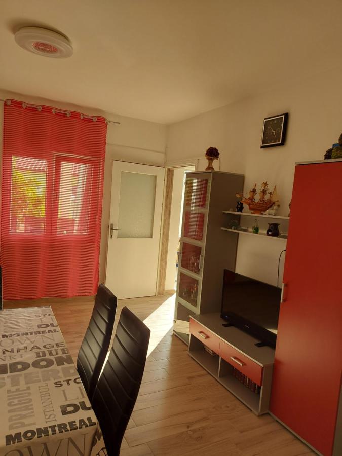 Apartment Valeria Lopar Exteriör bild